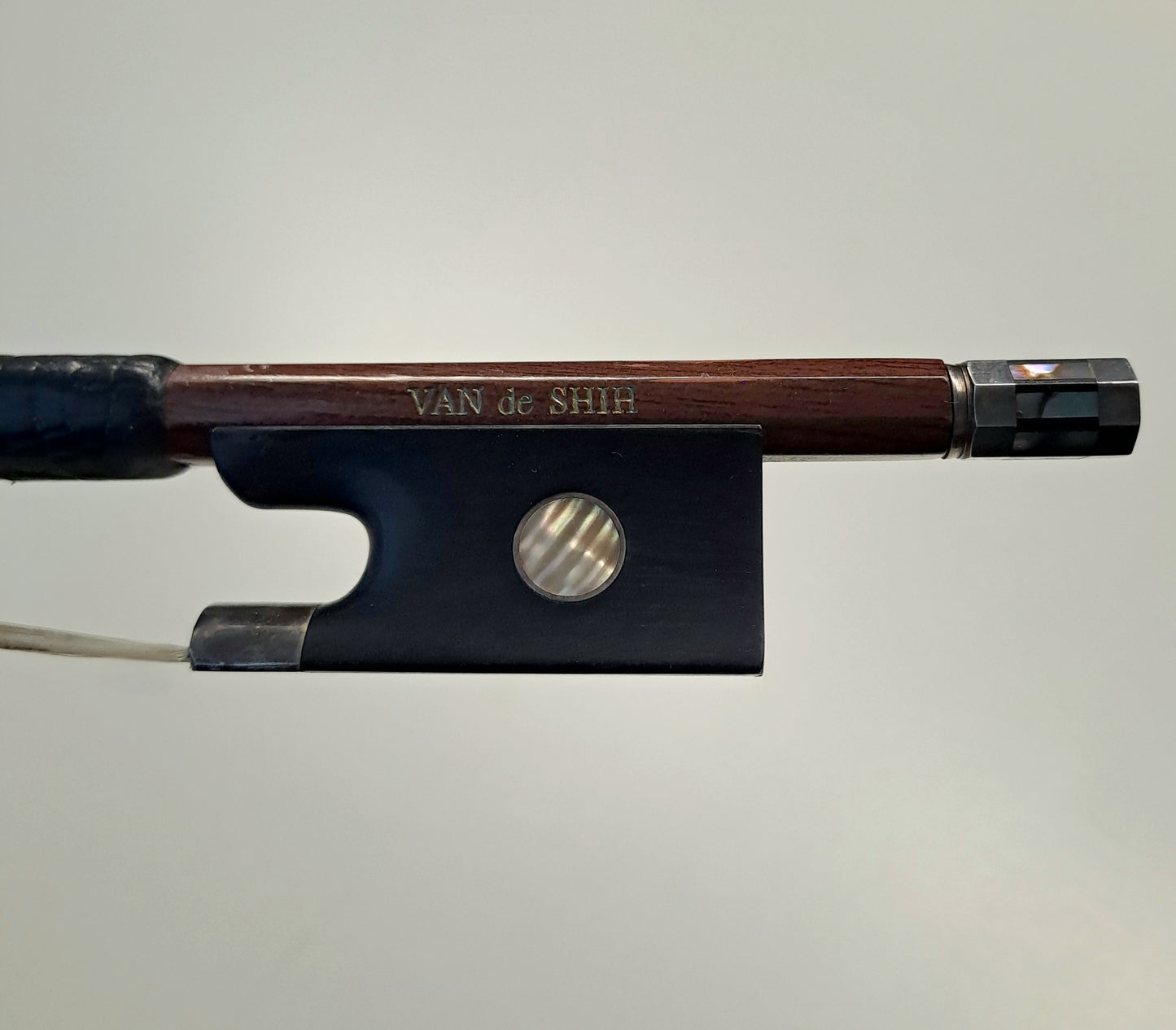 A Good Contemporary Silver-Mounted Violin Bow, branded 'Van de Shih'